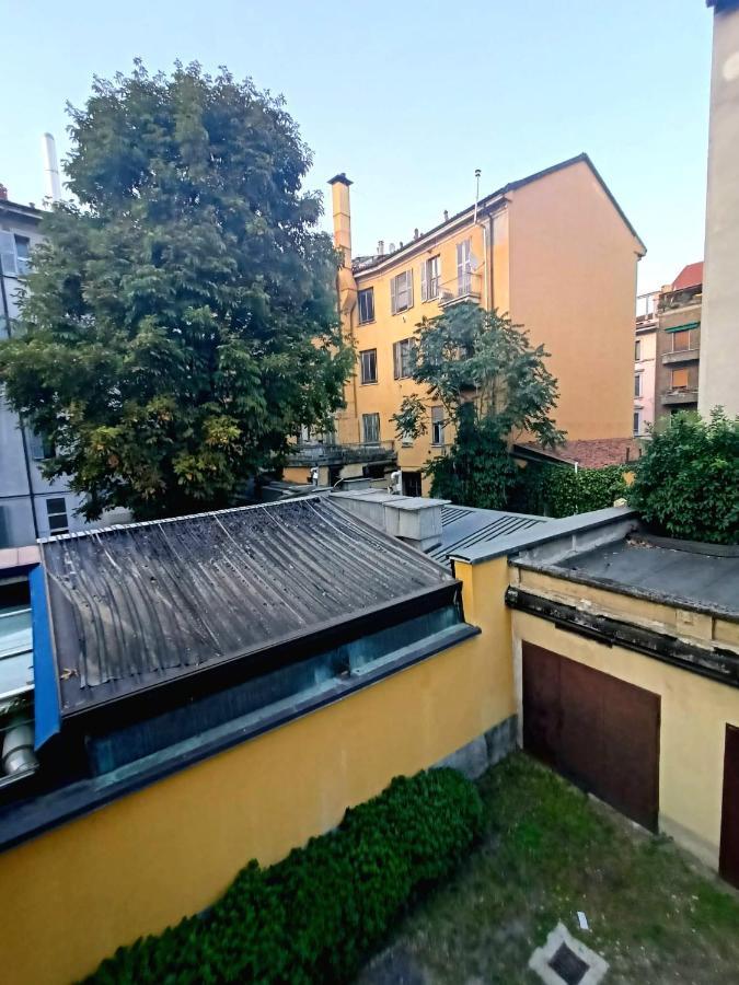 Relaxing Apartment In The Heart Of Milán Exterior foto